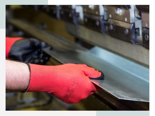 Гибка металла в Кропоткин от 652 руб. - Надёжно и быстро